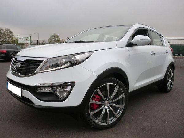 Kia mit Alufelgen – Bild 1