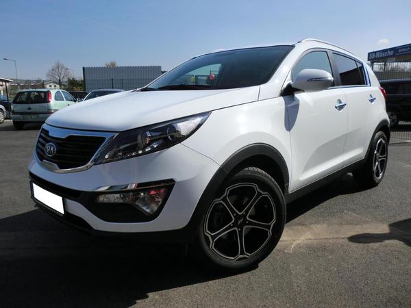 Kia mit Alufelgen – Bild 3