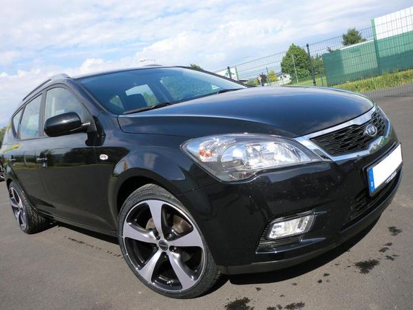 Kia mit Alufelgen – Bild 4