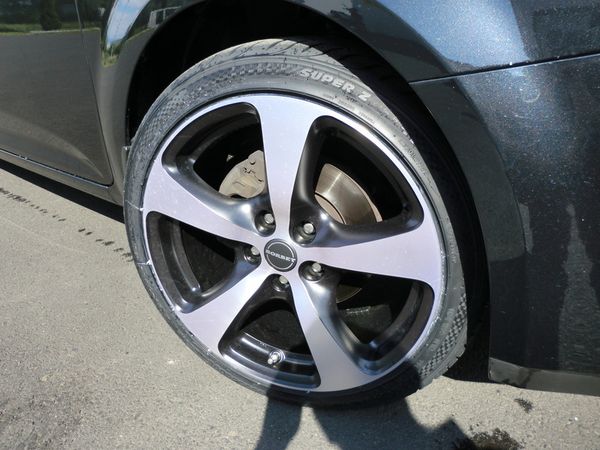 Kia mit Alufelgen – Bild 5