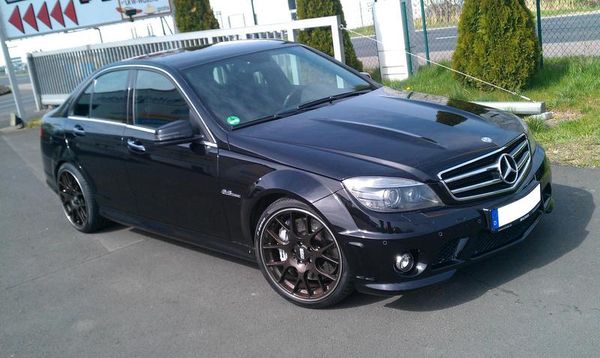 Mercedes mit Alufelgen – Bild 7